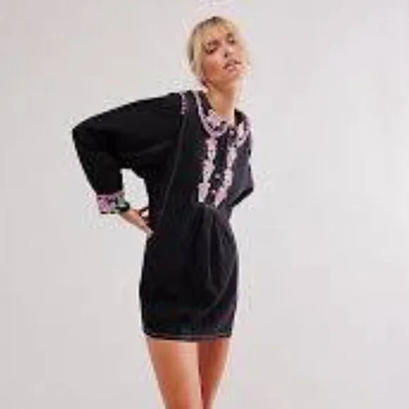 050 Free People More to Come Mini Dress NWOT Size XS - Picture 2 of 12